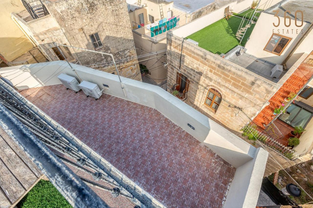 Vakantiehuis A 3br Characteristic In With Lovely Views By 360 Estates