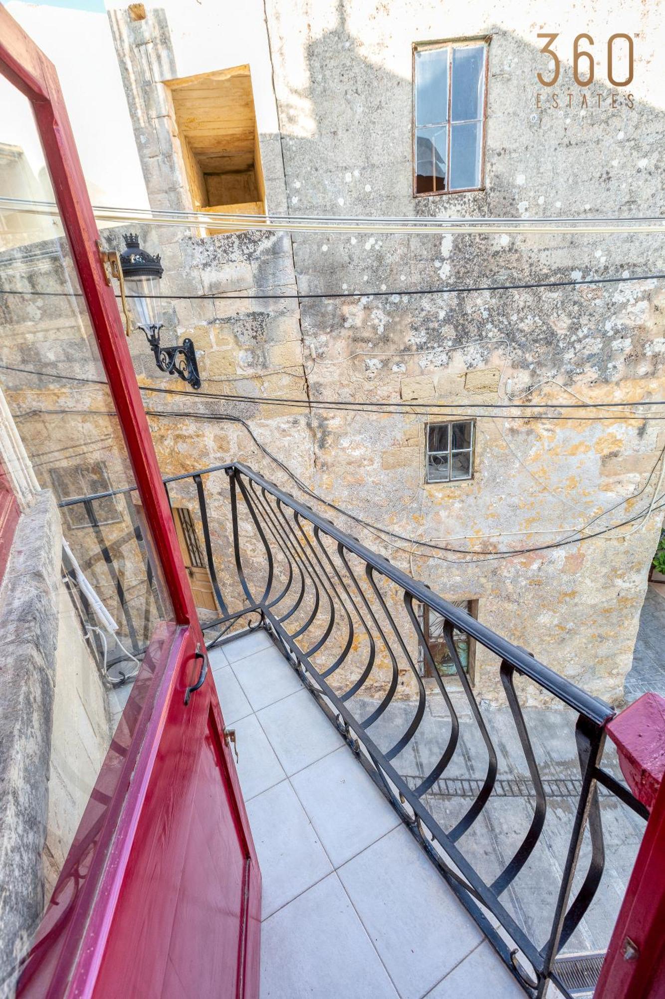 Vakantiehuis A 3br Characteristic In With Lovely Views By 360 Estates Rabat