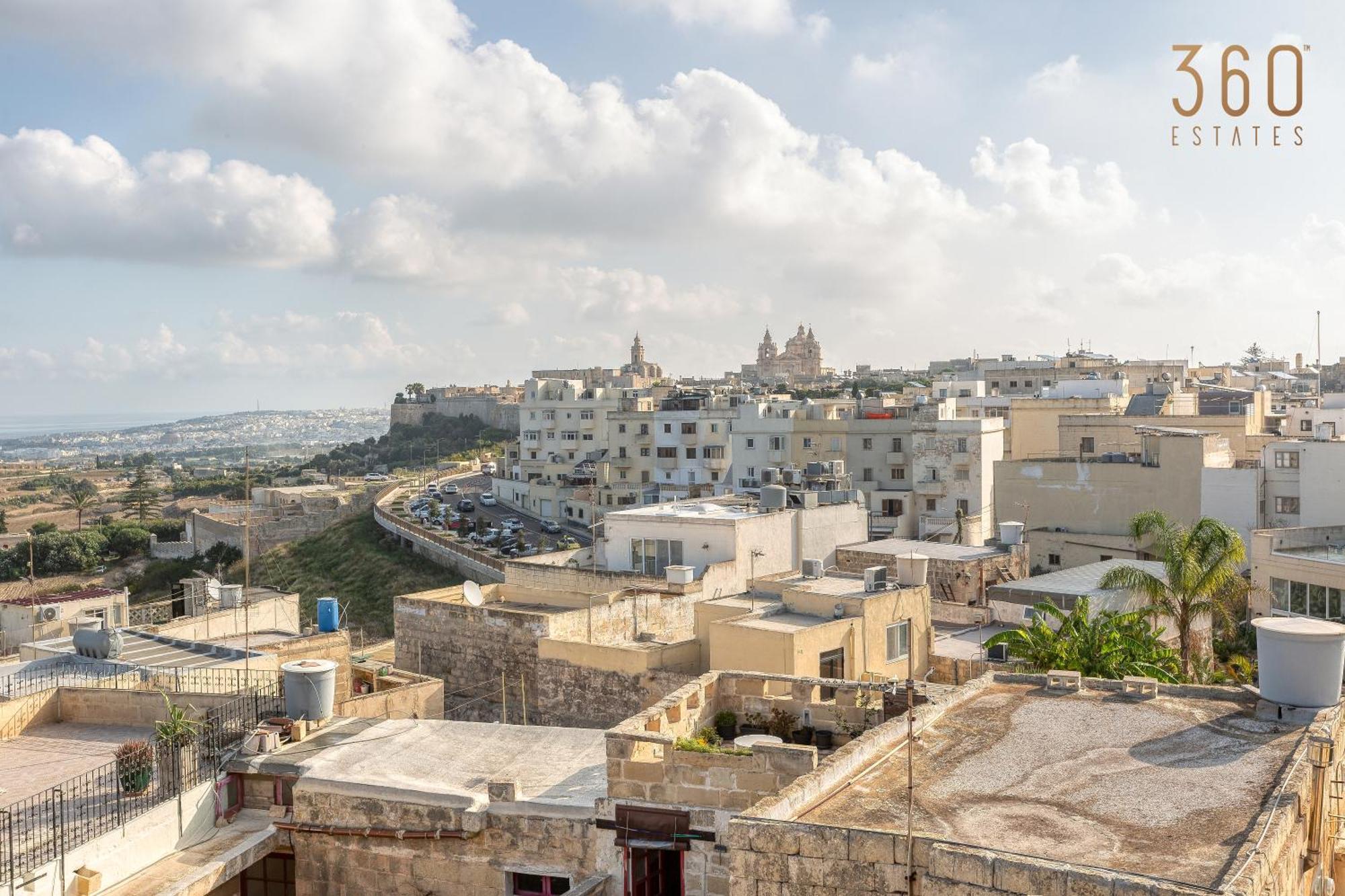 Vakantiehuis A 3br Characteristic In With Lovely Views By 360 Estates Rabat