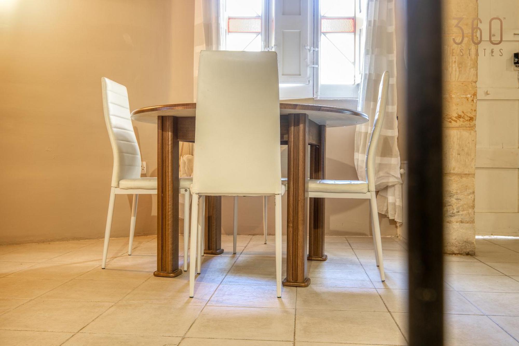 A 3br Characteristic In With Lovely Views By 360 Estates Vakantiehuis *